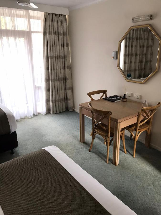 Moe Parklands Motel Bagian luar foto