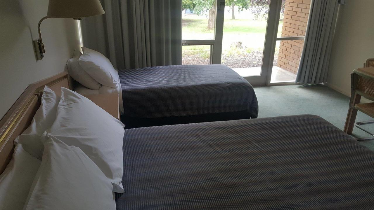Moe Parklands Motel Bagian luar foto