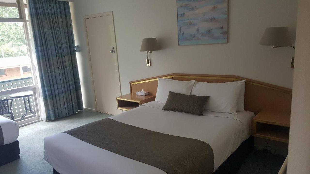 Moe Parklands Motel Bagian luar foto